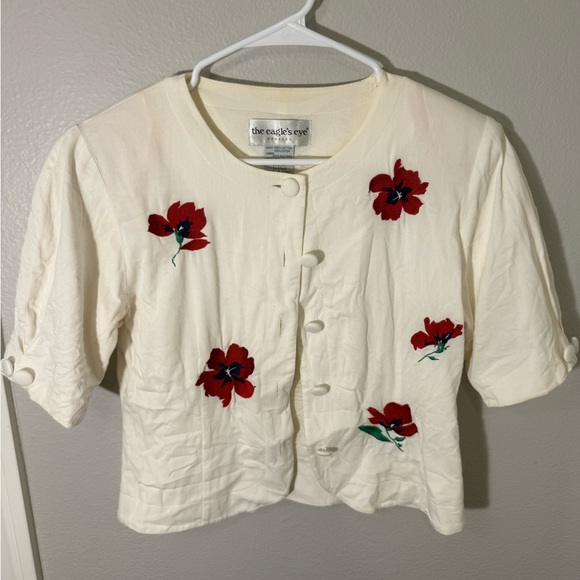 The Eagle’S Eye Jackets & Blazers - Vintage White Floral Button-Up Blouse